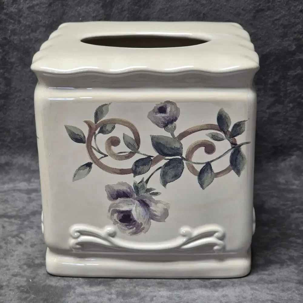 Dillard's Croscill Chambord Ceramic Amethyst Floral Design Tissue Box Cover